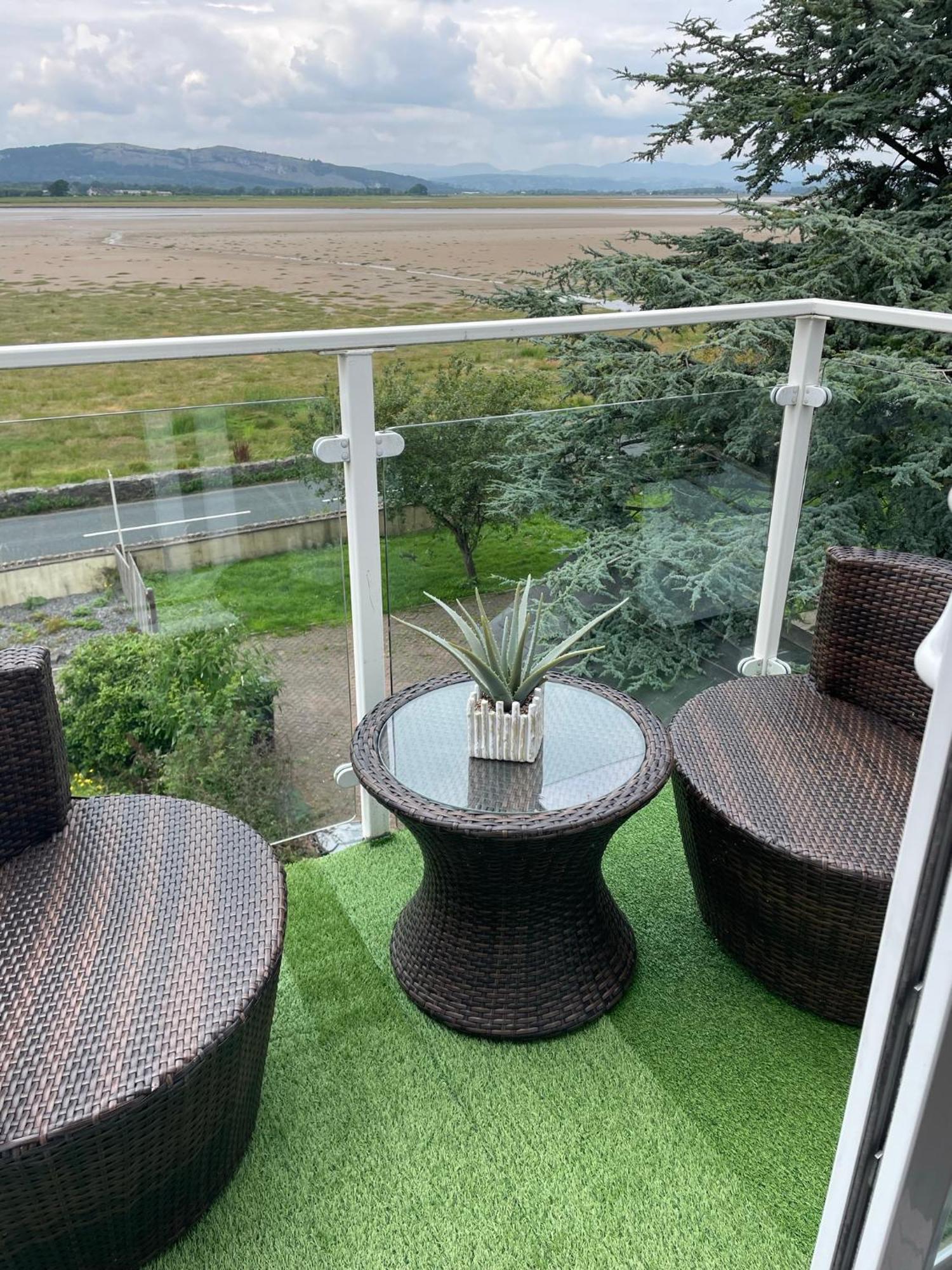 Watersedge Retreat, Views, Sunsets, Dogs Welcome Sandside  Eksteriør billede